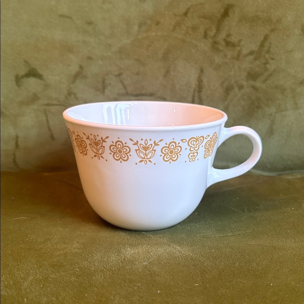 Vintage Corelle by Corning “Butterfly Gold” Pattern Cup Mug